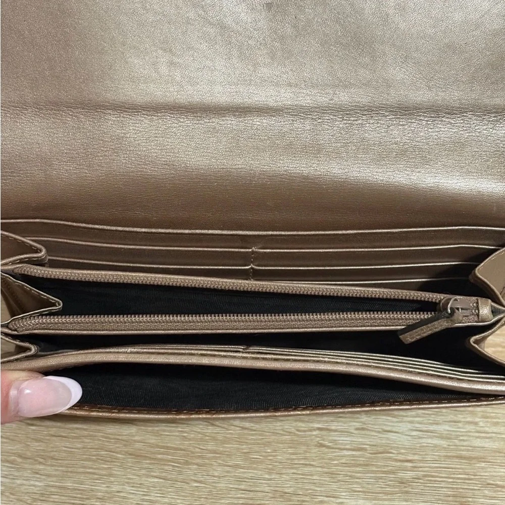 Authentic Gucci Guccissima - “Lovely Heart” Long Wallet - Picture 3 of 3
